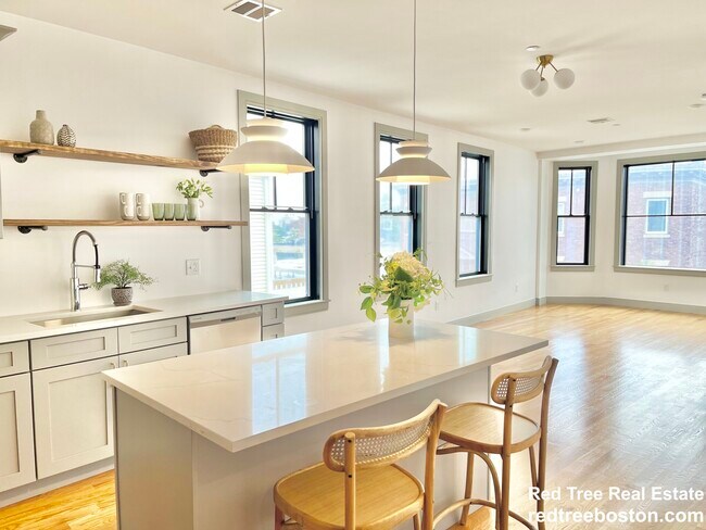 15 Maywood St, Unit 3 in Boston, MA - Building Photo - Building Photo