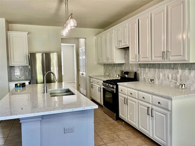 18708 Dry Pond Dr in Pflugerville, TX - Building Photo - Building Photo