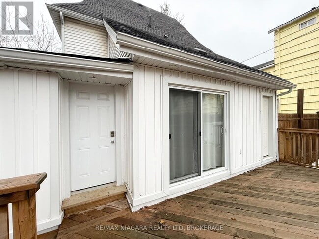 property at 4701 River Rd