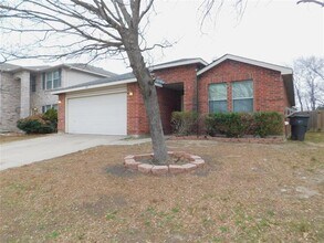 2017 Shawnee Trail in Justin, TX - Building Photo - Building Photo