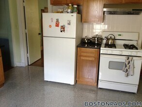 190 Highland St in Boston, MA - Building Photo - Building Photo