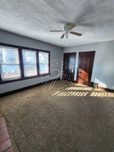 1944 Crosswell Pl in Toledo, OH - Building Photo - Building Photo