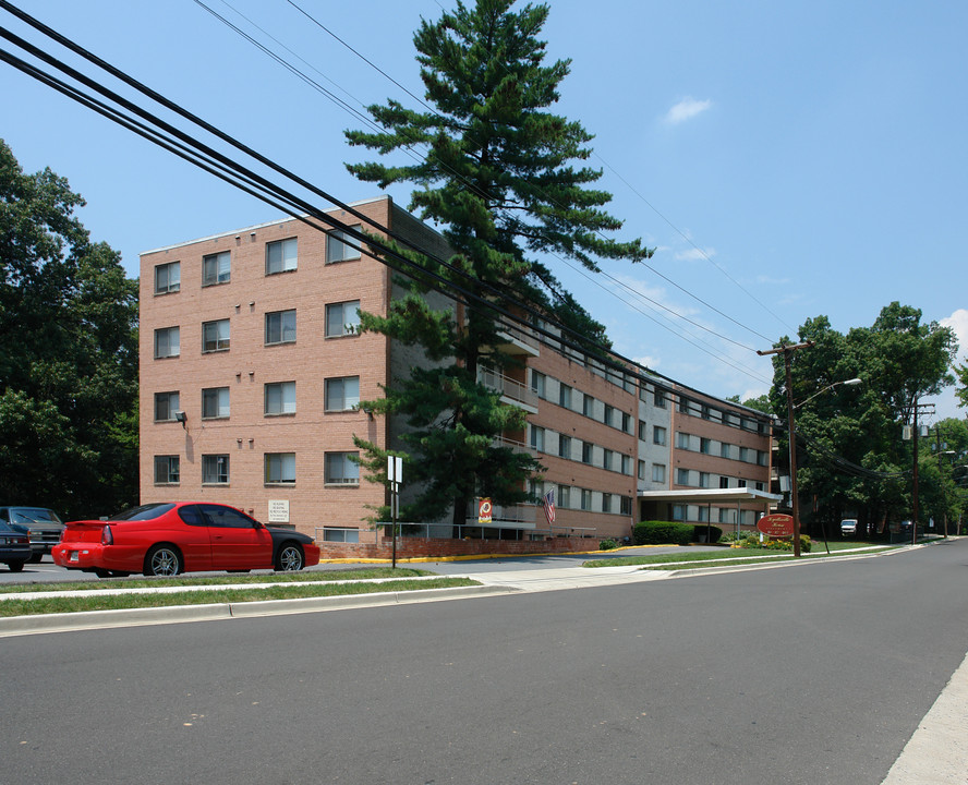 Hyattsville House Apartments in Hyattsville, MD - Foto de edificio