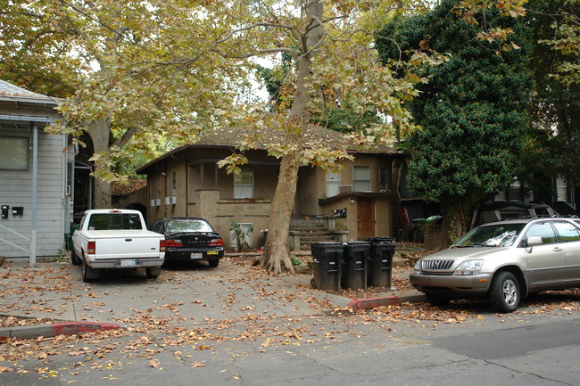 739 W 3rd St in Chico, CA - Building Photo - Building Photo