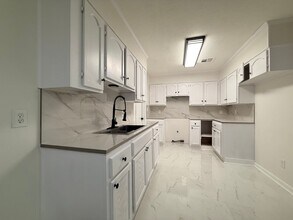 723 Dunbarton Rd in Montgomery, AL - Building Photo - Building Photo