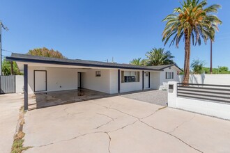 726 E Broadway Ln in Tempe, AZ - Foto de edificio - Building Photo