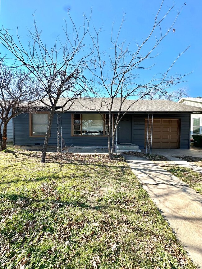 1521 Kenwood Dr in San Angelo, TX - Building Photo - Building Photo