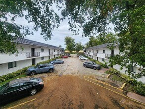 19600 SW 110th Ct in Cutler Bay, FL - Building Photo - Building Photo