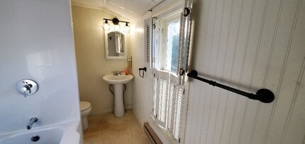 243-247 N Allegheny St, Unit 247-2 in Bellefonte, PA - Foto de edificio - Building Photo