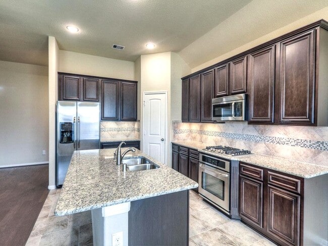 property at 1530 Holly Chase Ct