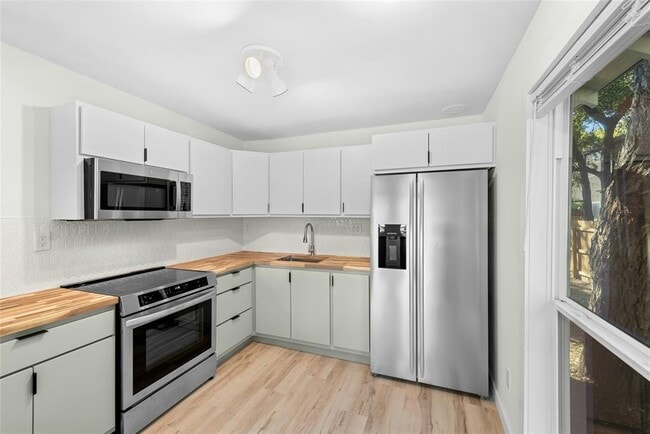 property at 1507 Holly St