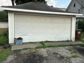 7 E Noble Ave in Monroe, MI - Building Photo - Building Photo