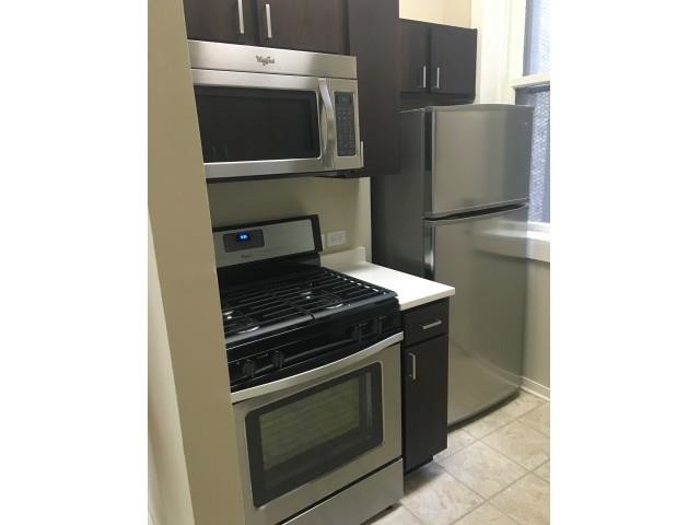 2300 N Clark in Chicago, IL - Building Photo - Building Photo