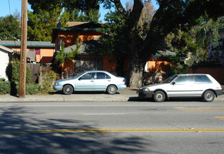 1870 California Street in Mountain View, CA - Building Photo - Building Photo