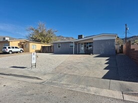 1206 Bellamah Dr in Alamogordo, NM - Building Photo