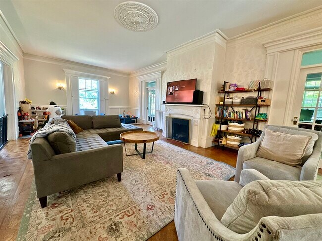 49 Pond St in Boston, MA - Building Photo - Building Photo