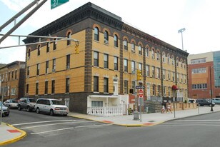 2680 John F Kennedy Blvd in Jersey City, NJ - Building Photo