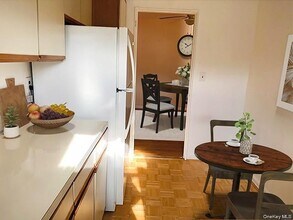 12 Winchester Ave in Yonkers, NY - Building Photo - Building Photo