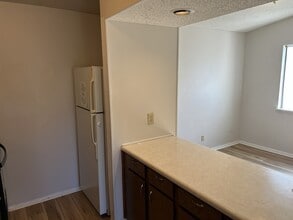 3615 N Crestview Dr NW in Huntsville, AL - Building Photo - Building Photo