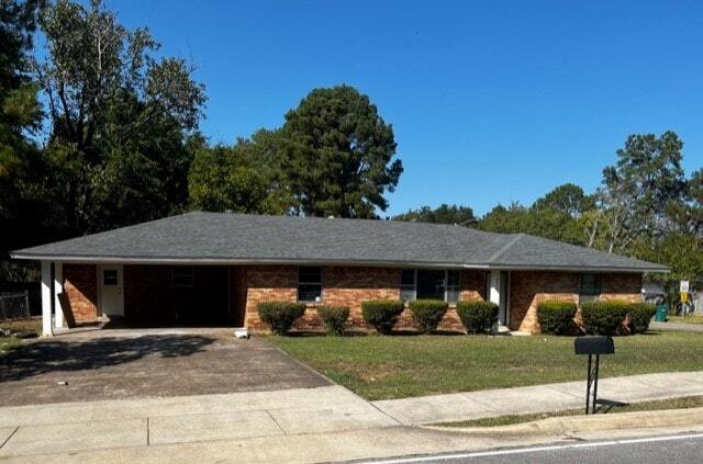 2400 Bryan Dr in Tupelo, MS - Building Photo