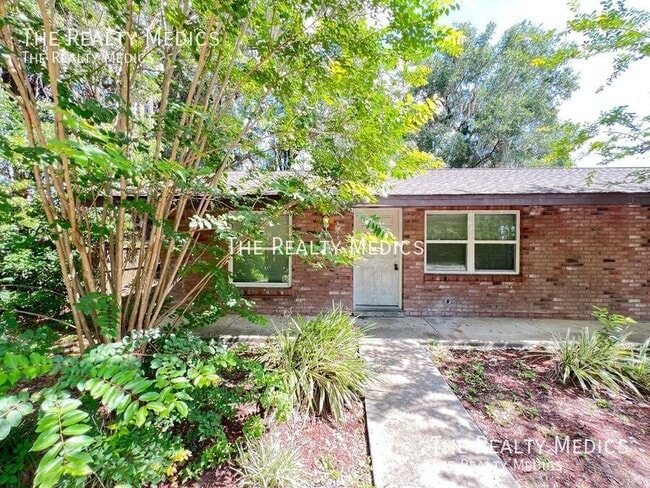 property at 6101 SE Foss Rd