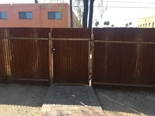 property at 1030 E 7th St