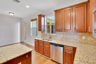 615 Dakota Dr in Jupiter, FL - Building Photo - Building Photo