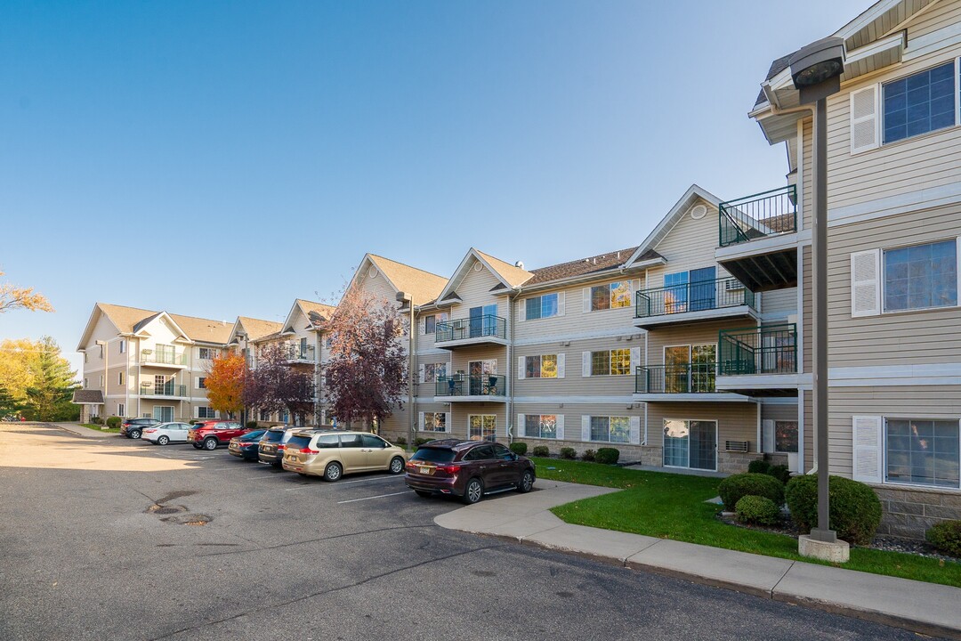 Southview Estates in Bloomington, MN - Foto de edificio