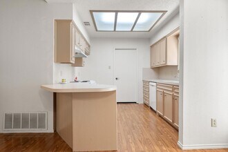 3513 103rd St in Lubbock, TX - Building Photo - Building Photo