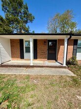 5929 Spinner Rd in Hope Mills, NC - Building Photo - Building Photo