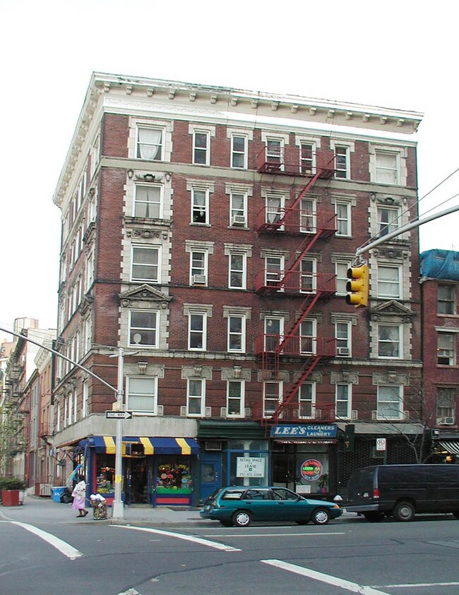 636 Hudson St in New York, NY - Foto de edificio - Building Photo