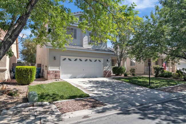 1568 Lamplight Village Ln in Las Vegas, NV - Building Photo - Building Photo