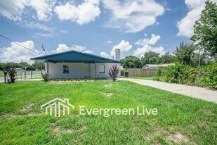 2935 Park St in Eaton Park, FL - Building Photo