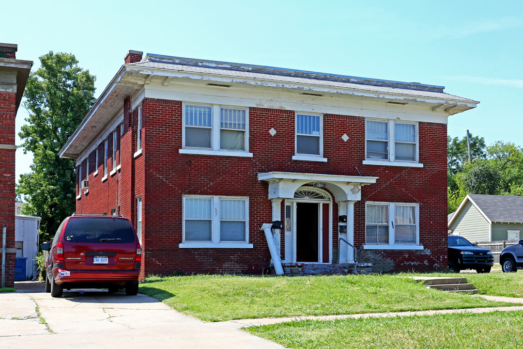 1204 NW 22nd in Oklahoma City, OK - Foto de edificio