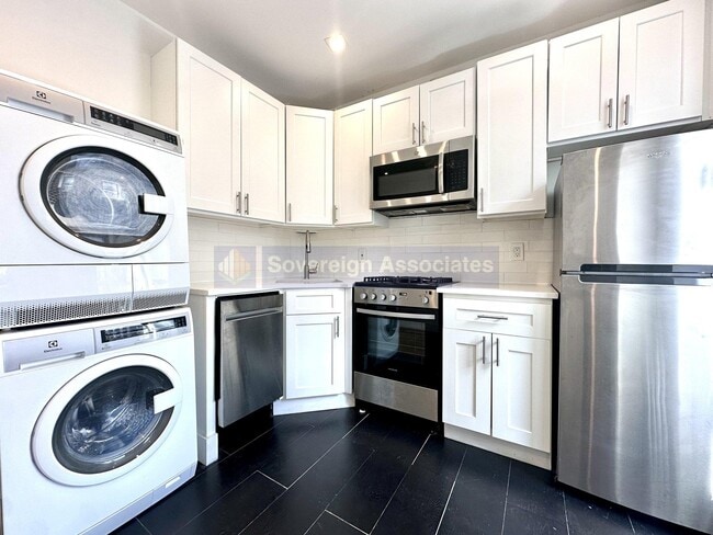 121 La Salle St in New York, NY - Building Photo - Building Photo