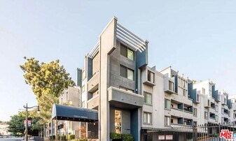 1940 Highland Ave in Los Angeles, CA - Building Photo