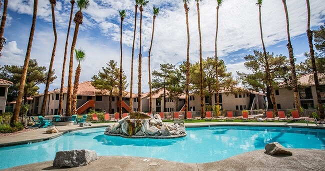 Bloom Apartment Homes in Las Vegas, NV - Building Photo - Building Photo