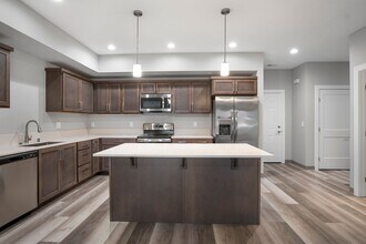 1721 N Manifold Ln-Unit -1719 in Spokane Valley, WA - Building Photo - Building Photo