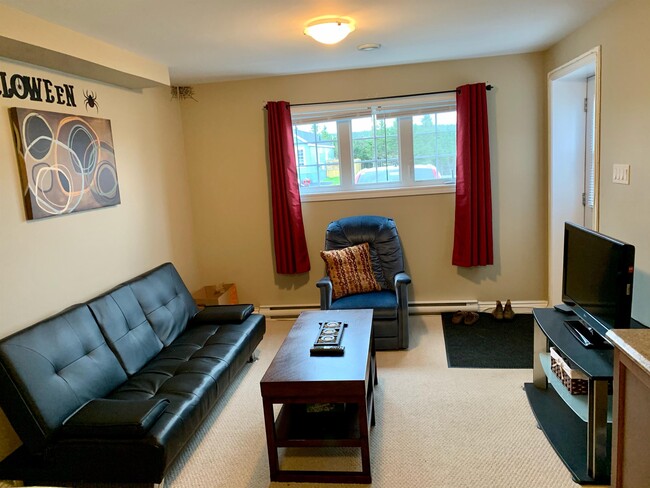 141 Ladysmith Drive in St John's, NL - Building Photo - Building Photo