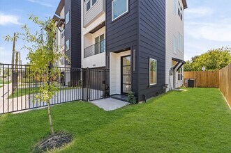 4104 Alice St in Houston, TX - Building Photo - Building Photo