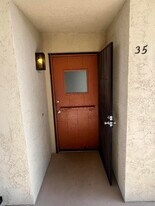 1407 N Sunrise Way in Palm Springs, CA - Building Photo