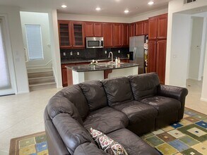 6579 Guava Way in San Diego, CA - Building Photo - Building Photo