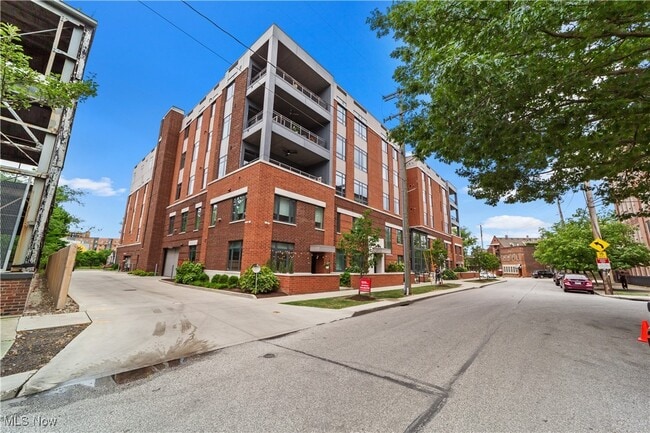 2044 Random Rd in Cleveland, OH - Building Photo - Building Photo