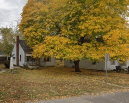 3031 W Meidroth St in Peoria, IL - Building Photo