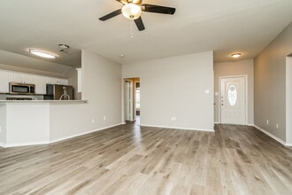 1511 Pintail Ct in Desoto, TX - Building Photo - Building Photo