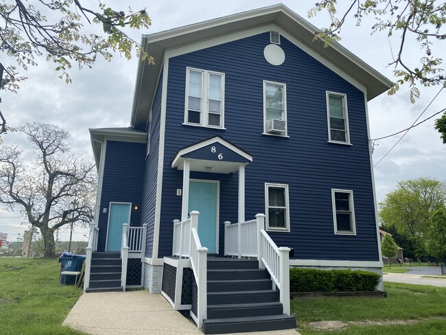 property at 86 N 4th St