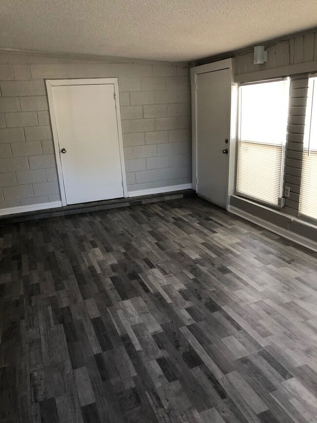 58 Mallard Ave NE in Fort Walton Beach, FL - Building Photo - Building Photo