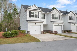 Harris Trail in Richmond Hill, GA - Building Photo