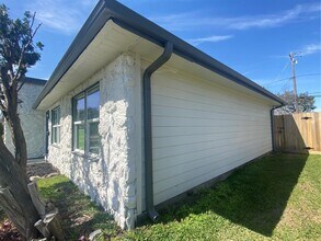 4963 Culmore Dr in Houston, TX - Building Photo - Building Photo