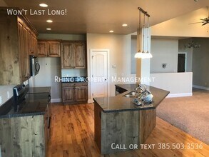 2348 S 2975 W in West Haven, UT - Building Photo - Building Photo